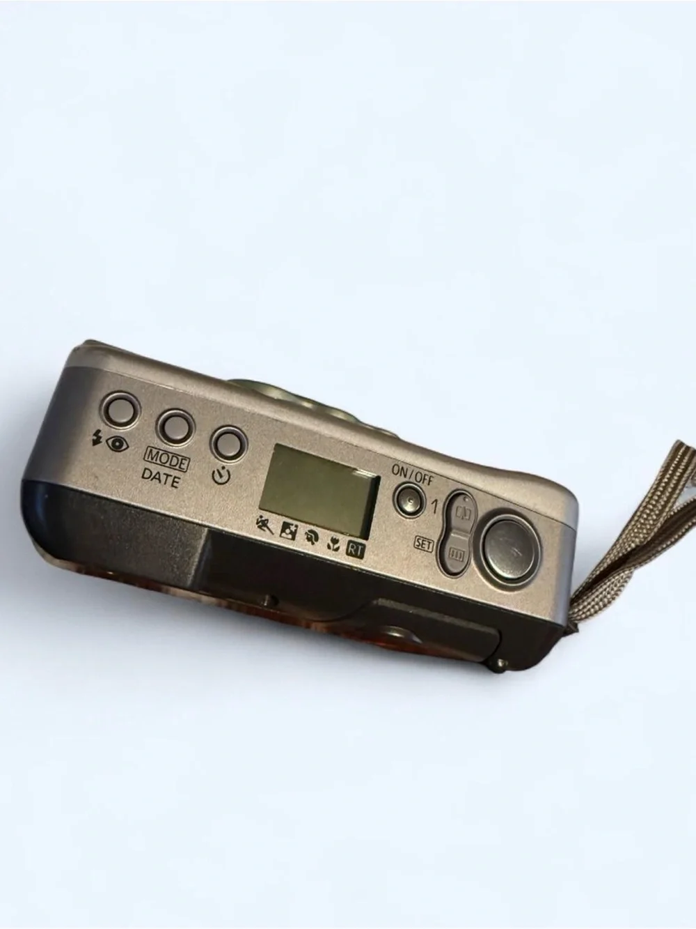 Canon Sure Shot 90u Metallic Silver Point-and-Shoot Camera